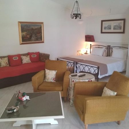 Saronic View Pension Anavyssos Buitenkant foto